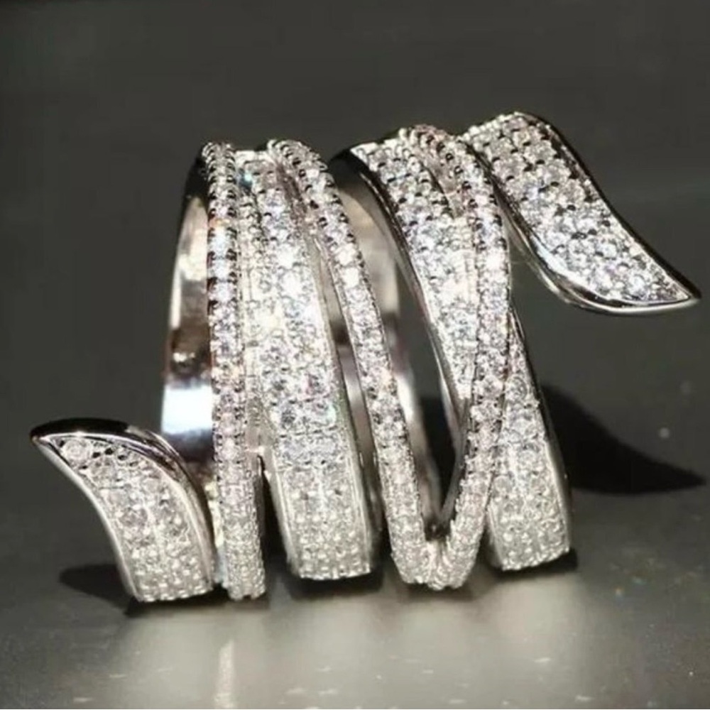 925 Silver and Crystal Spiral Ring ss 8 - Picture 3 of 4
